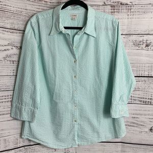 L.L. Bean Green and White 3/4 Sleeve Button Down Shirt
